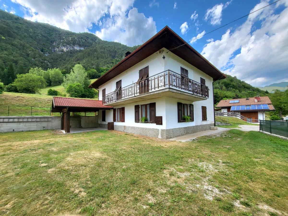 Ferienwohnung Casa Bruno Lenzumo di Concei Exterior foto